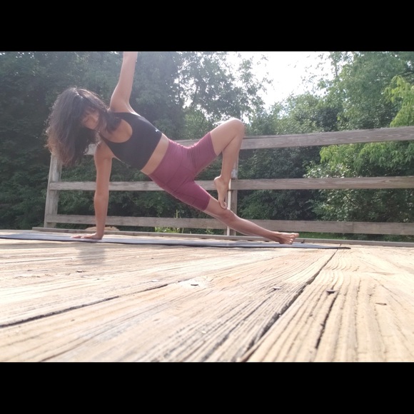 Meet your Posher, Naho - Picture 2 of 5